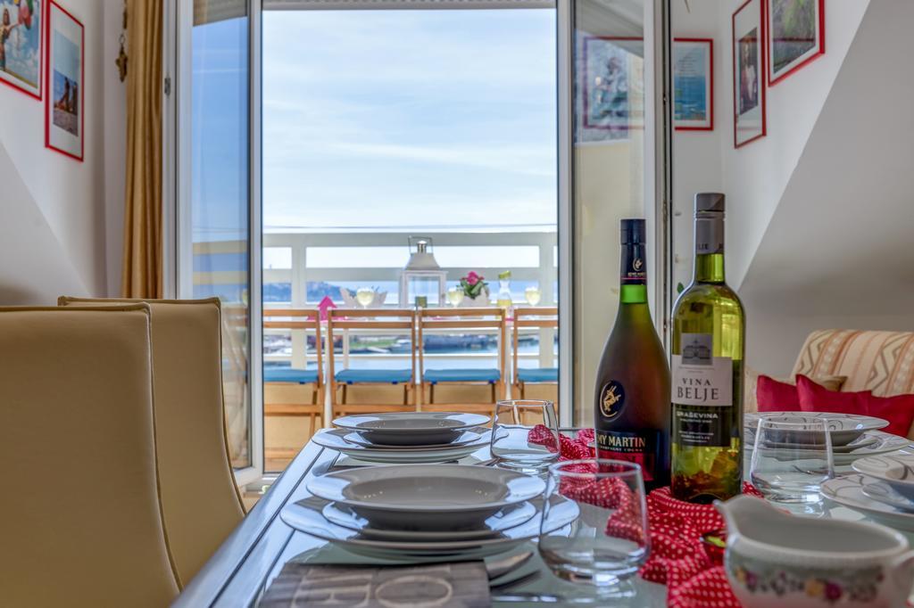 Apartment Sea View Mouth Cetina Omiš Esterno foto